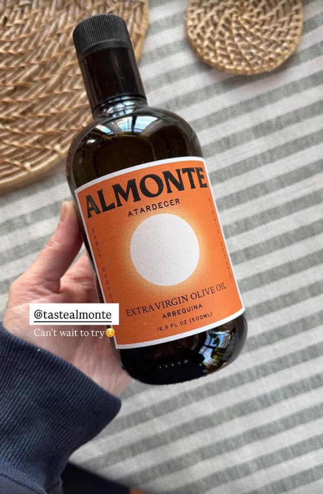 Botella de aceite de oliva Almonte Atardecer con etiqueta naranja