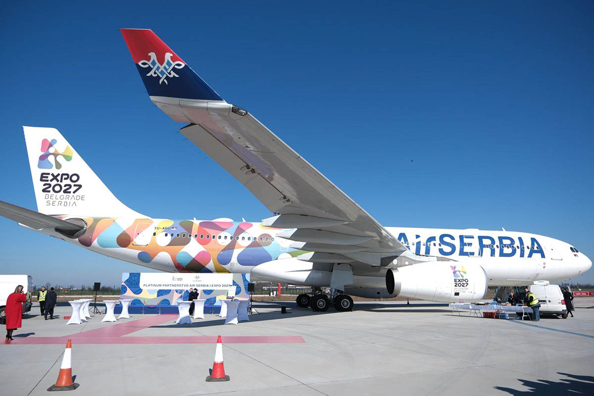 Avión de Air Serbia con la identidad visual de Expo 2027 Belgrado