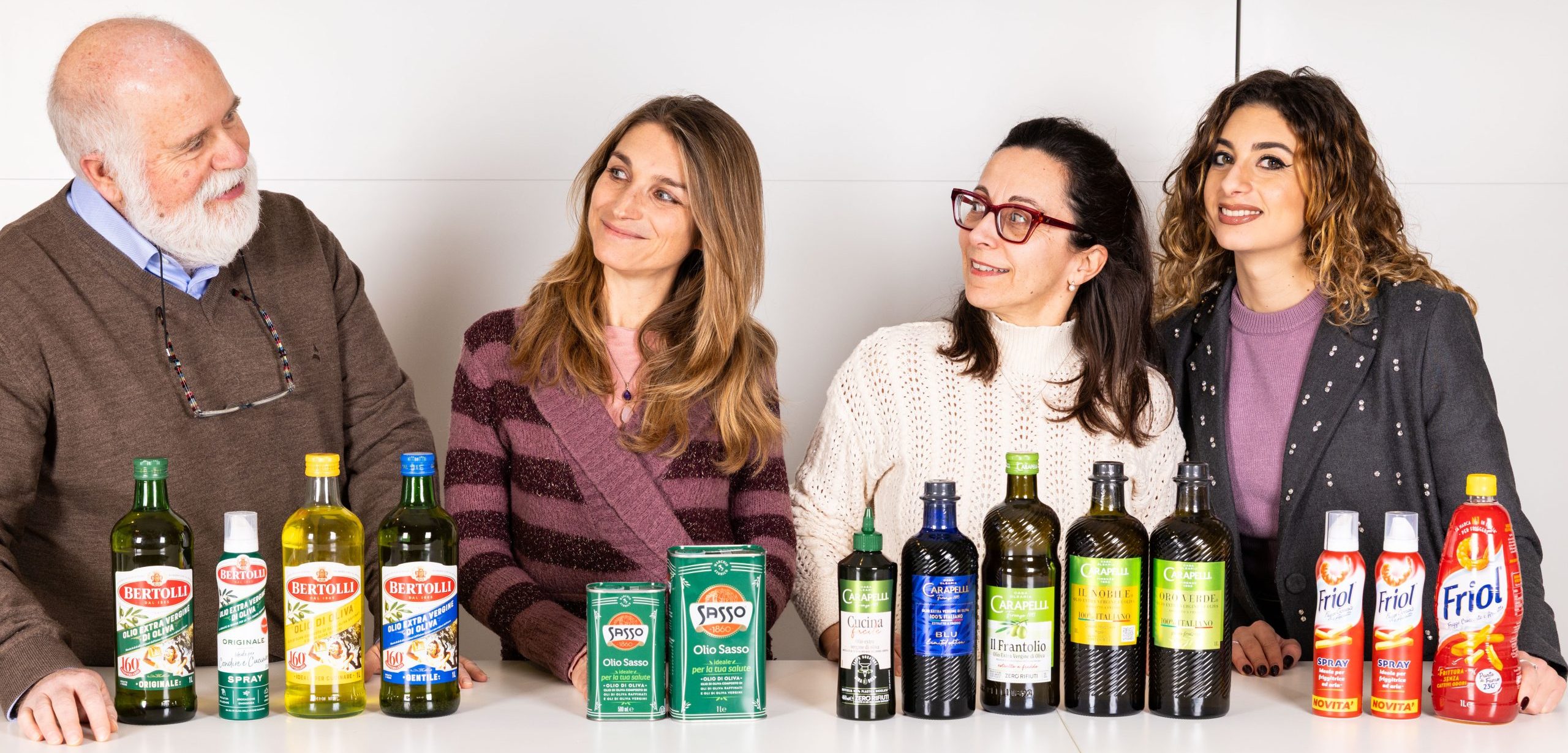 Selección de productos de las marcas Bertolli, Sasso, Carapelli y Friol del portafolio de Deoleo